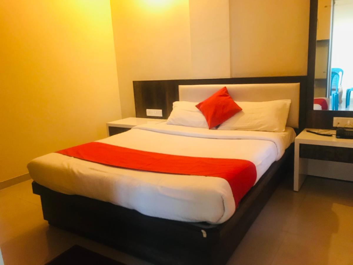 Staymaker Prakash International Gonikoppal Екстер'єр фото
